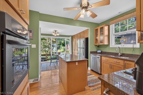 3389 E Monmouth Road Cleveland OH 44118