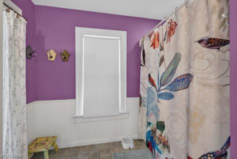 3389 E Monmouth Road Cleveland OH 44118