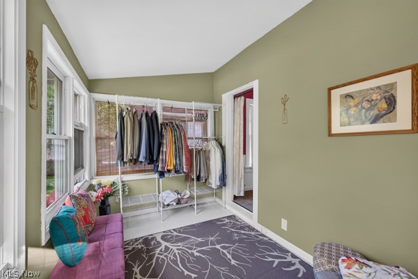 3389 E Monmouth Road Cleveland OH 44118