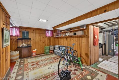 3389 E Monmouth Road Cleveland OH 44118