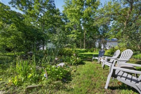 3389 E Monmouth Road Cleveland OH 44118