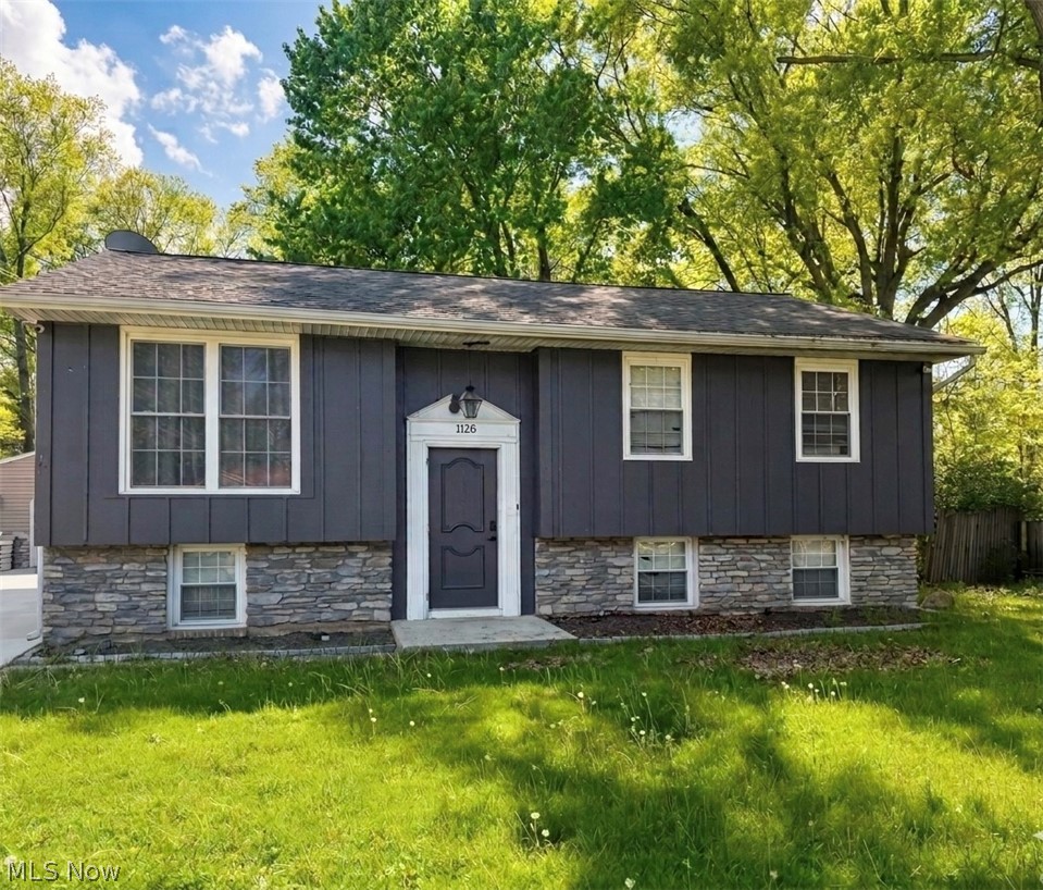 1128 Oakwood Drive Vermilion OH 44089