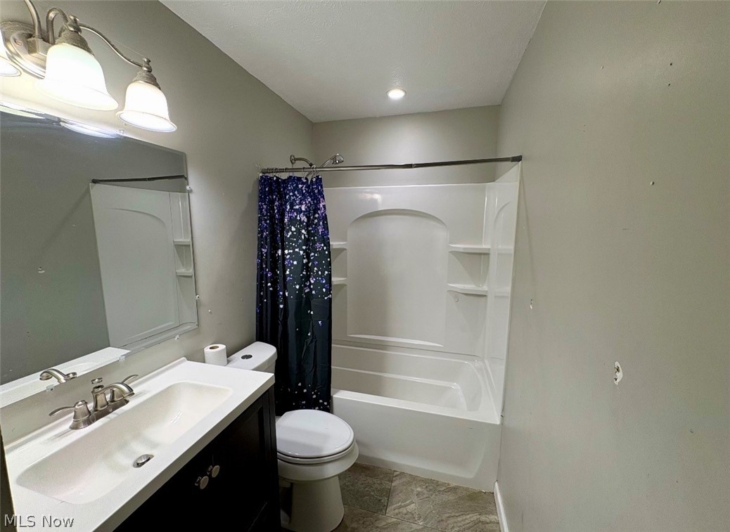 1128 Oakwood Drive Vermilion OH 44089