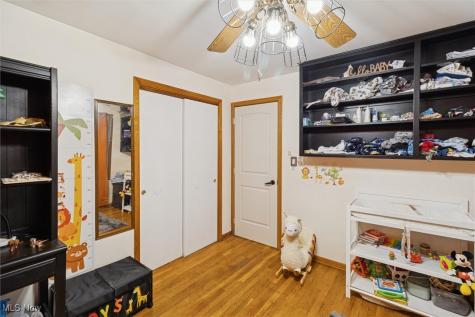 25918 Highland Road Richmond Heights OH 44143