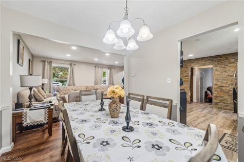 4562 Brendan Lane North Olmsted OH 44070