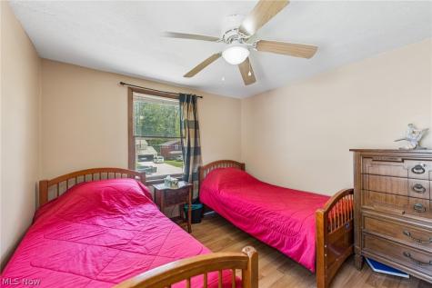 4562 Brendan Lane North Olmsted OH 44070