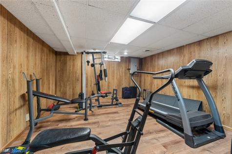 4562 Brendan Lane North Olmsted OH 44070