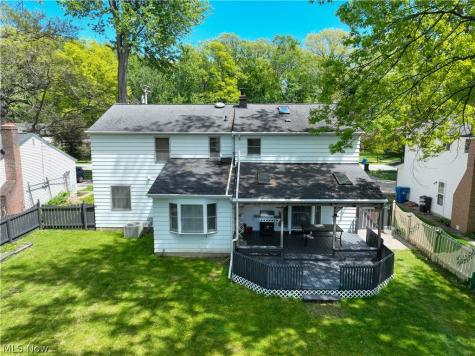 4562 Brendan Lane North Olmsted OH 44070