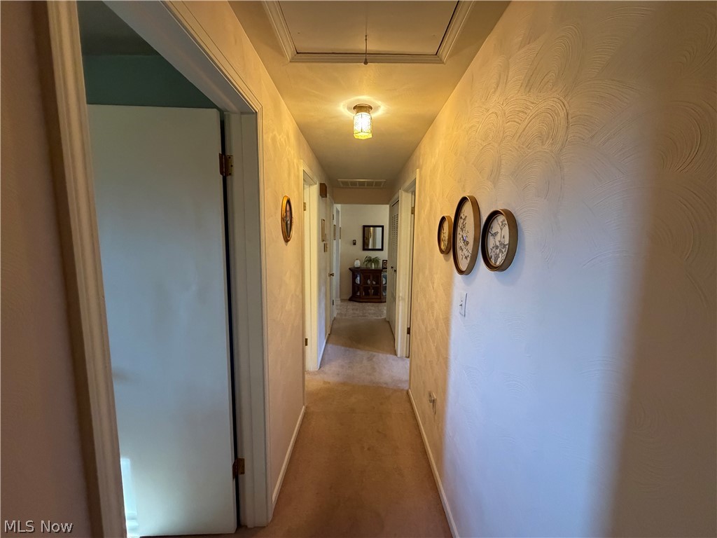 49261 S Park Circle East Liverpool OH 43920