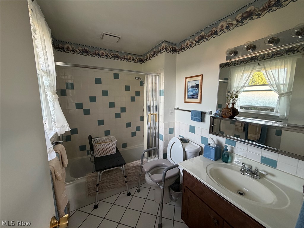 49261 S Park Circle East Liverpool OH 43920