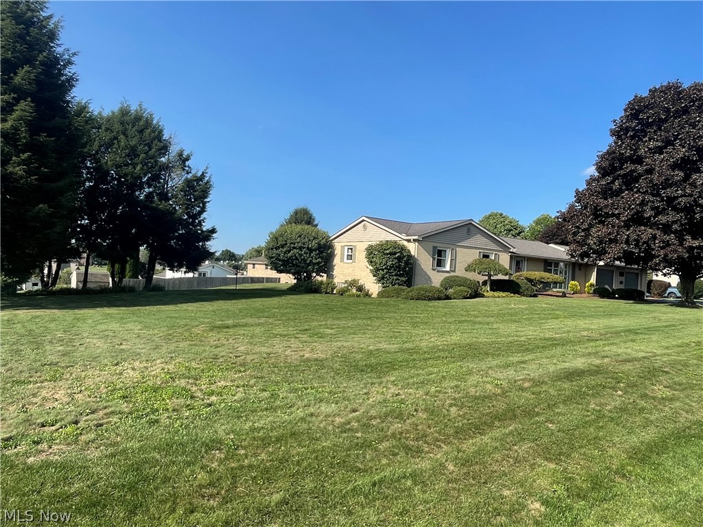 49261 S Park Circle East Liverpool OH 43920