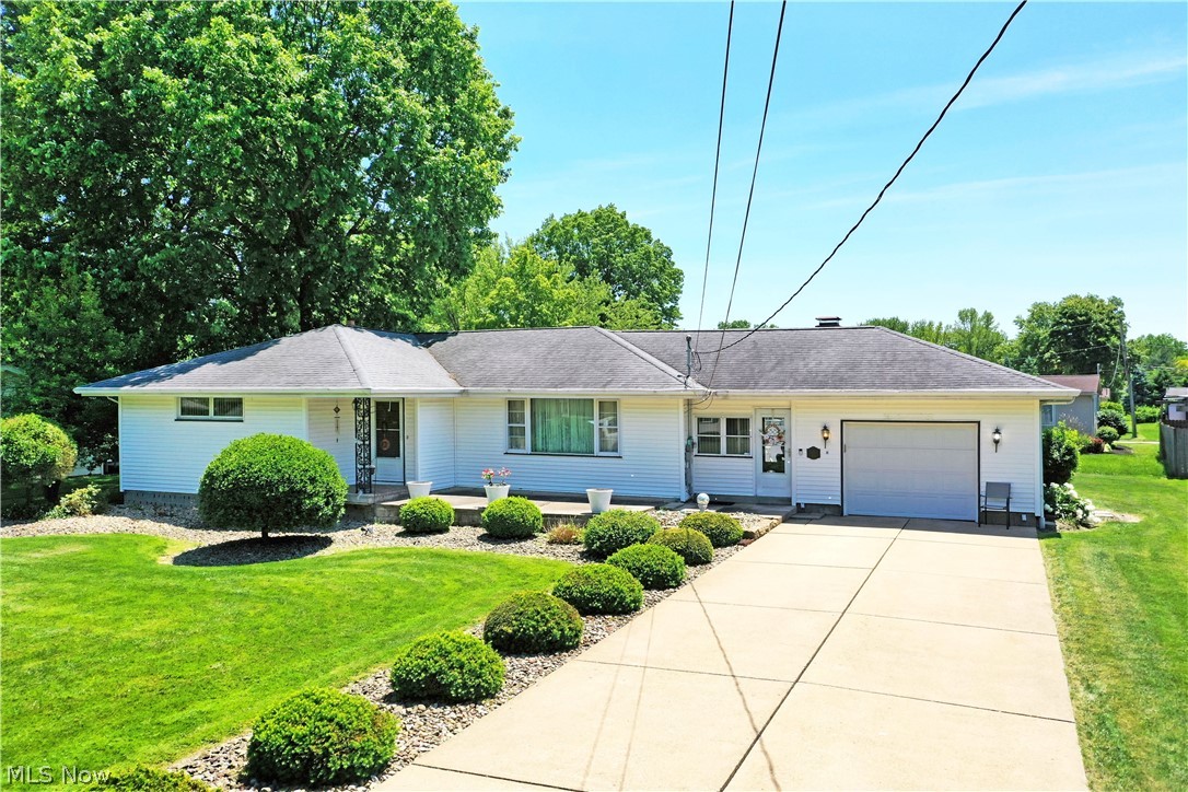 26 Potomac Avenue Niles OH 44446