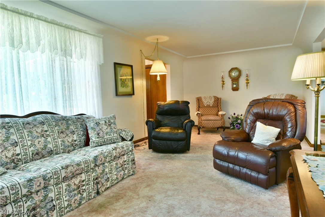 26 Potomac Avenue Niles OH 44446