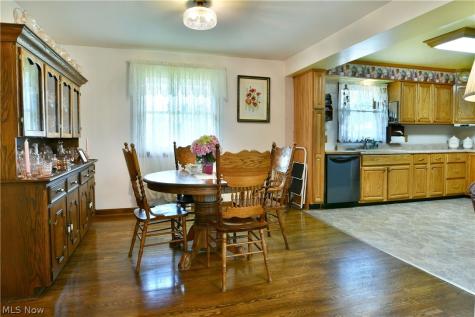 26 Potomac Avenue Niles OH 44446