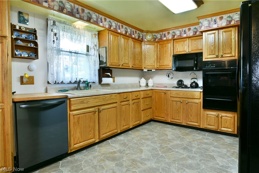 26 Potomac Avenue Niles OH 44446