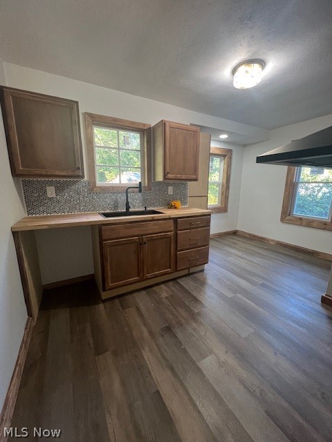 19819 Harvard Avenue Warrensville Heights OH 44122