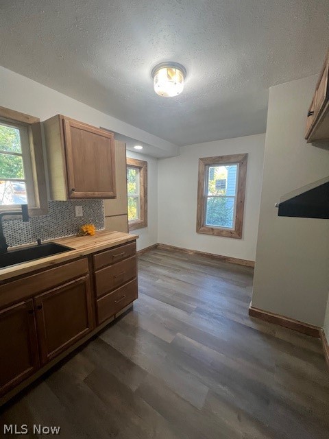 19819 Harvard Avenue Warrensville Heights OH 44122