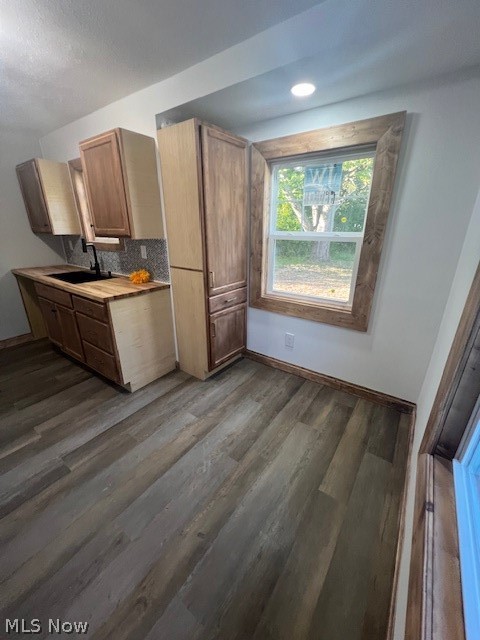 19819 Harvard Avenue Warrensville Heights OH 44122