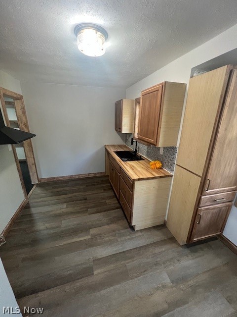 19819 Harvard Avenue Warrensville Heights OH 44122