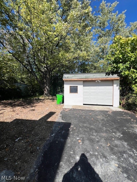 19819 Harvard Avenue Warrensville Heights OH 44122