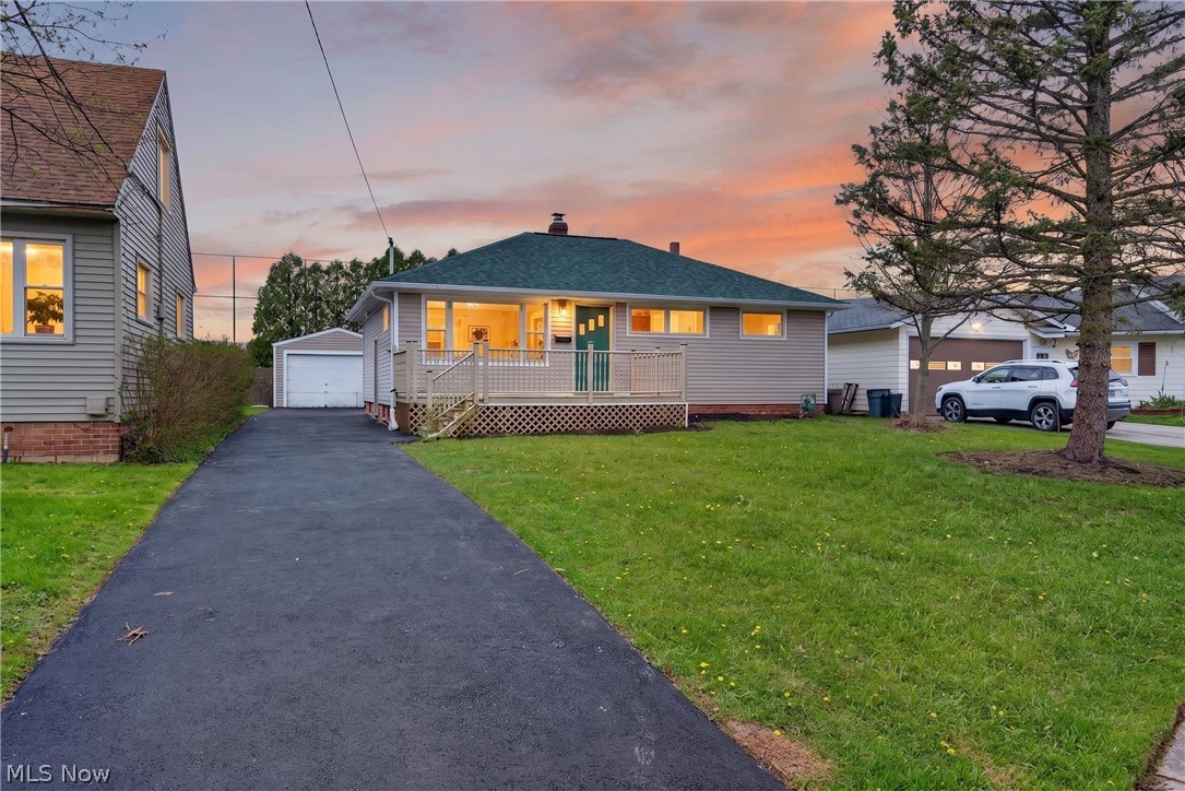 568 Heather Lane Bedford OH 44146