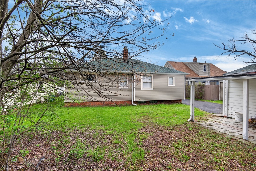 568 Heather Lane Bedford OH 44146