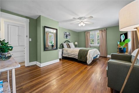 3484 Meadowbrook Boulevard Cleveland Heights OH 44118
