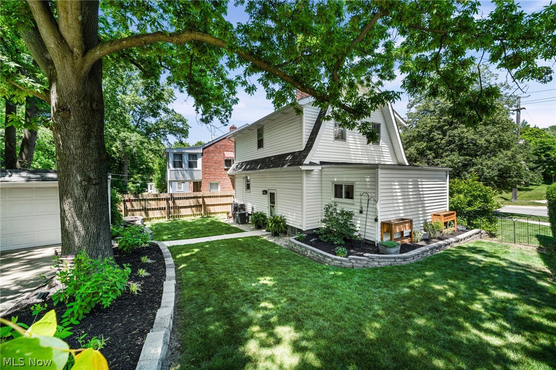 3484 Meadowbrook Boulevard Cleveland Heights OH 44118