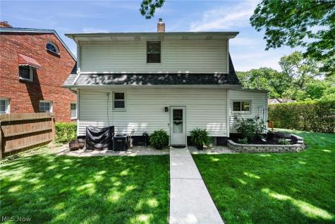 3484 Meadowbrook Boulevard Cleveland Heights OH 44118