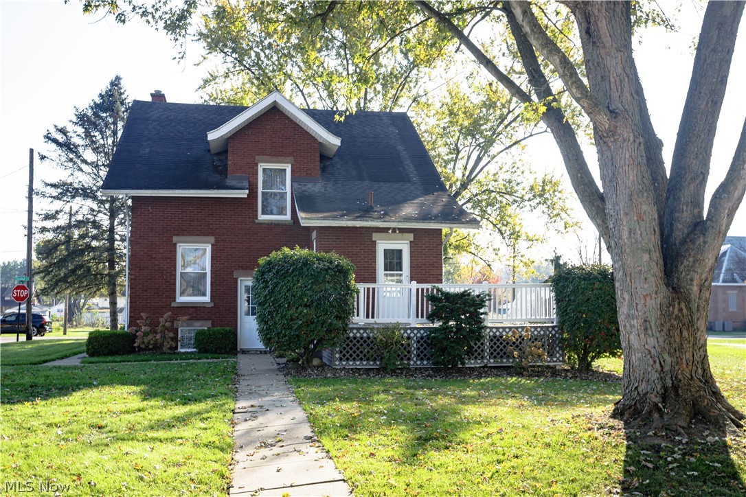9395 Chestnut Avenue SE East Sparta OH 44626