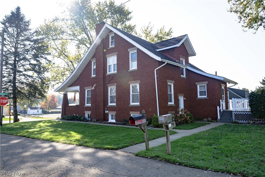 9395 Chestnut Avenue SE East Sparta OH 44626