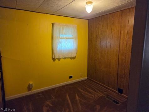 701 N Main Street Wellington OH 44090