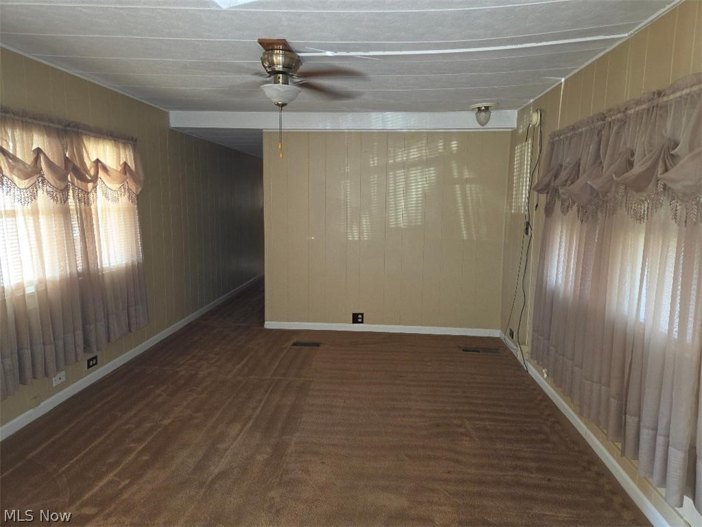 701 N Main Street Wellington OH 44090