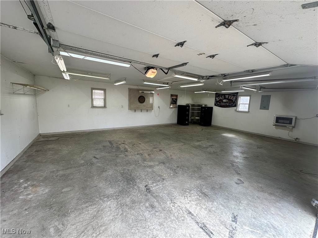 8752 N Rokeby NW Mcconnelsville OH 43756