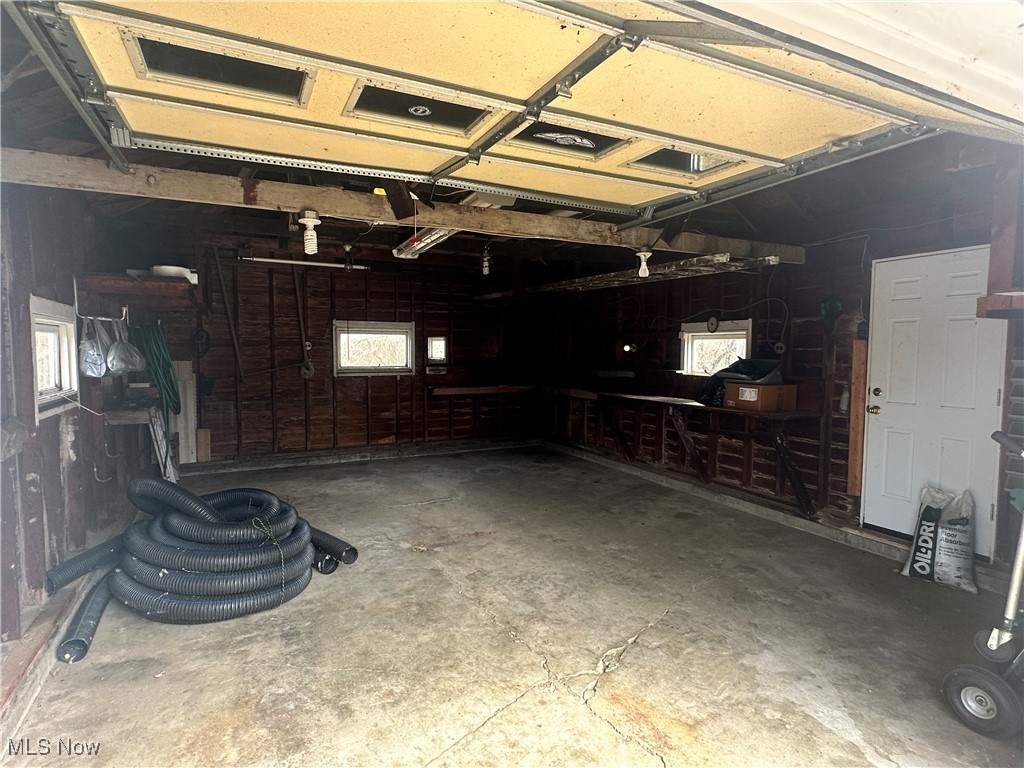 8752 N Rokeby NW Mcconnelsville OH 43756