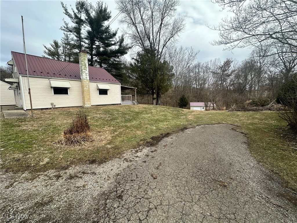 8752 N Rokeby NW Mcconnelsville OH 43756