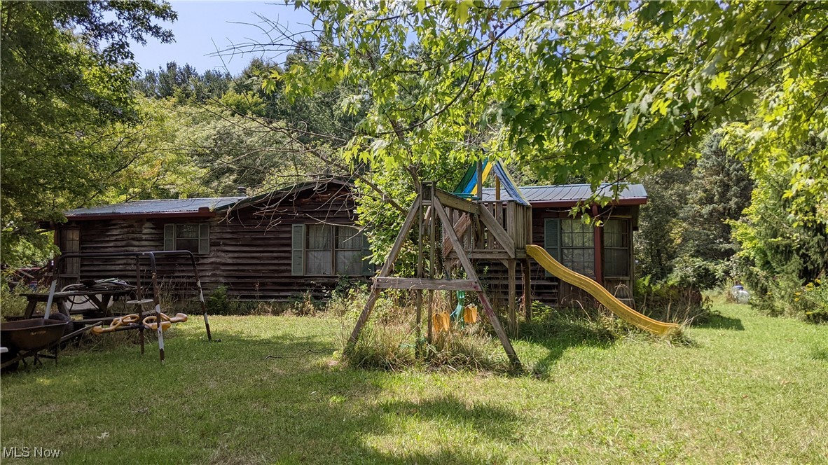 9376 Daniels Road Seville OH 44273