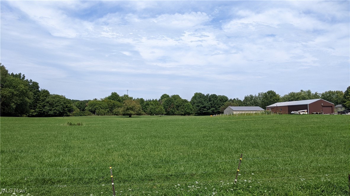 9376 Daniels Road Seville OH 44273