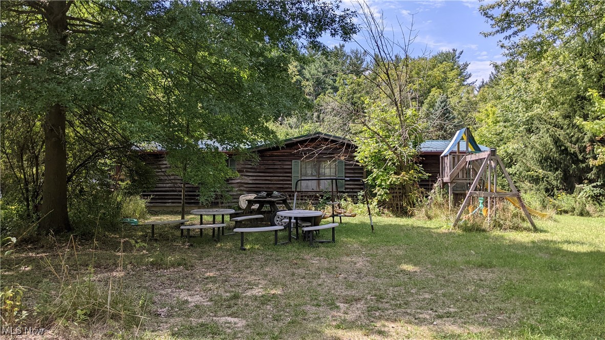 9376 Daniels Road Seville OH 44273