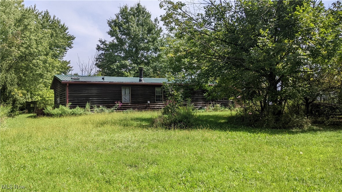 9376 Daniels Road Seville OH 44273