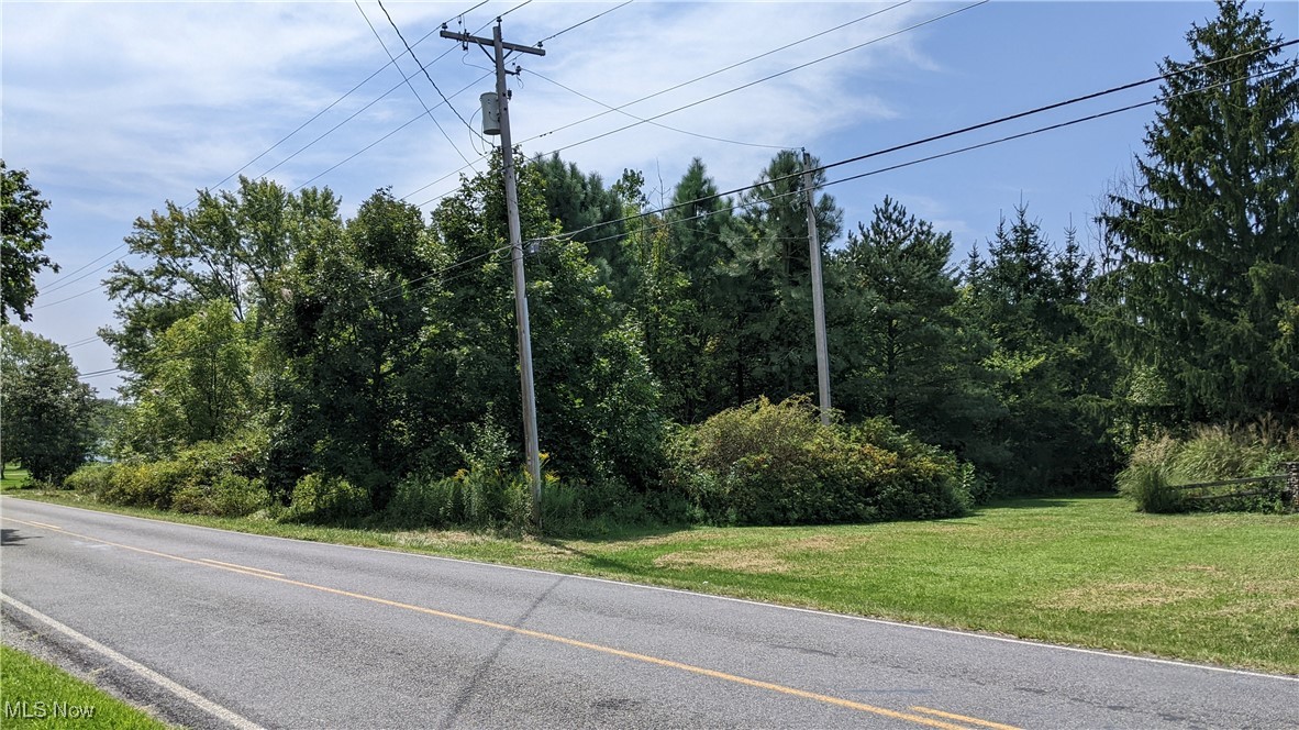 9376 Daniels Road Seville OH 44273