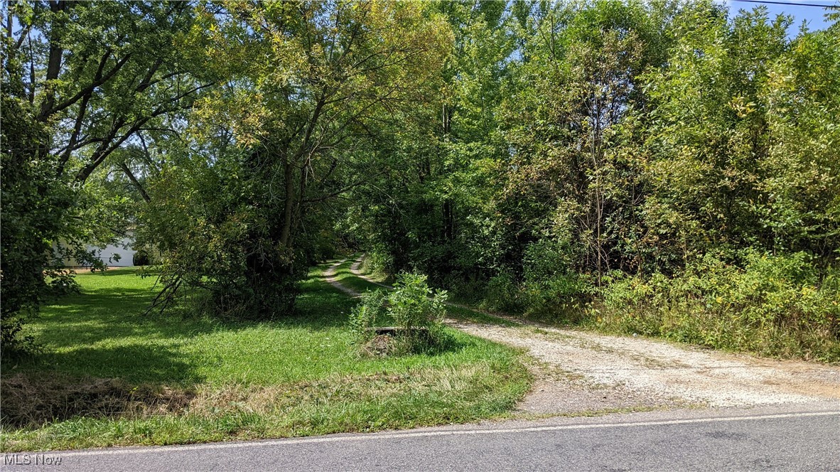 9376 Daniels Road Seville OH 44273