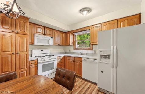 1771 Crestwood Road Mayfield Heights OH 44124