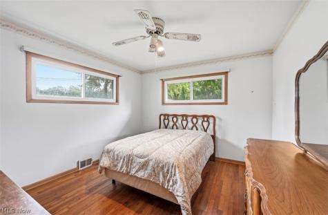1771 Crestwood Road Mayfield Heights OH 44124