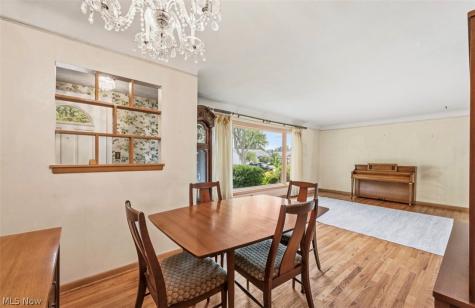 1771 Crestwood Road Mayfield Heights OH 44124