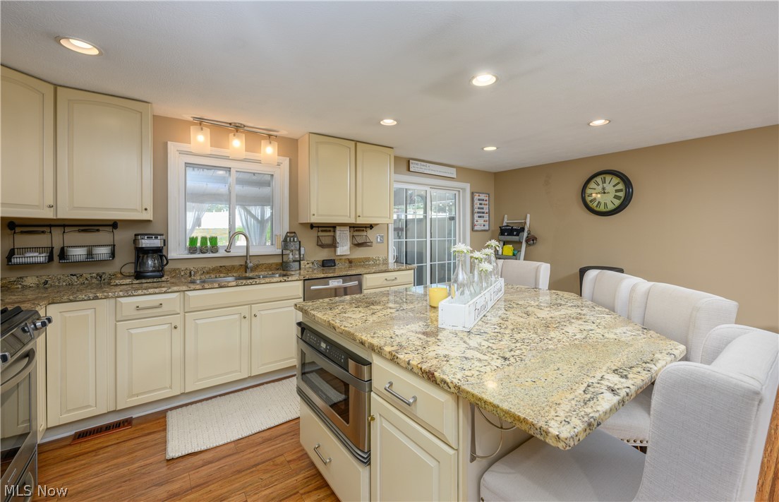 6203 Melody Road NE Canton OH 44721