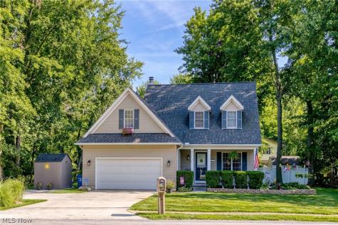 5112 E Lake Road Sheffield Lake OH 44054