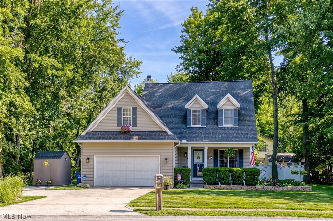 5112 E Lake Road Sheffield Lake OH 44054