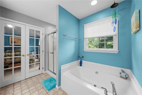 5112 E Lake Road Sheffield Lake OH 44054