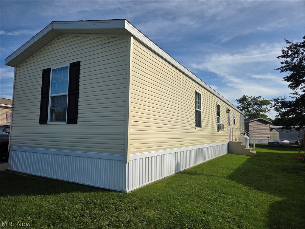 10039 State Route 700 Mantua OH 44255